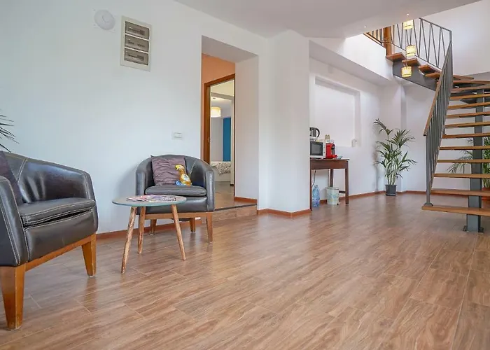 בית הארחה Coroni - Delegati Si Muncitori